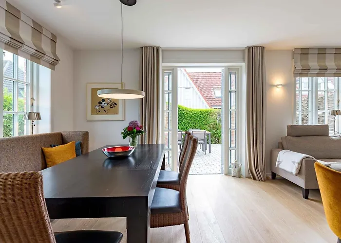 Staeaer Hues * Вик-ауф-Фёр